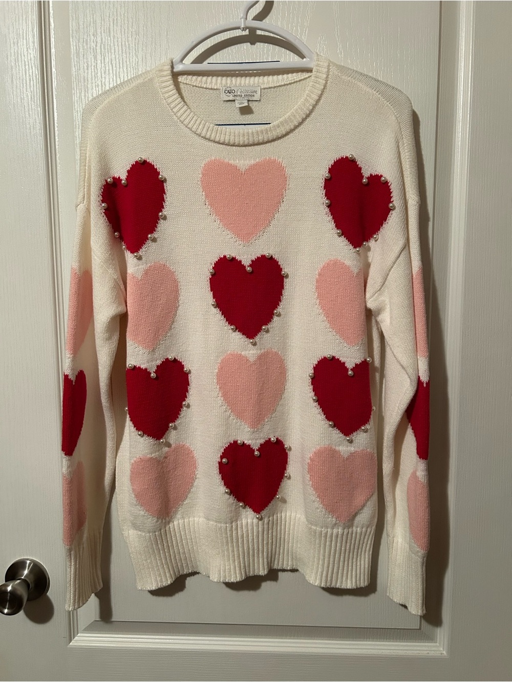 NWOT Cato White Crewneck Sweater with Pink and Red Heart Motifs
